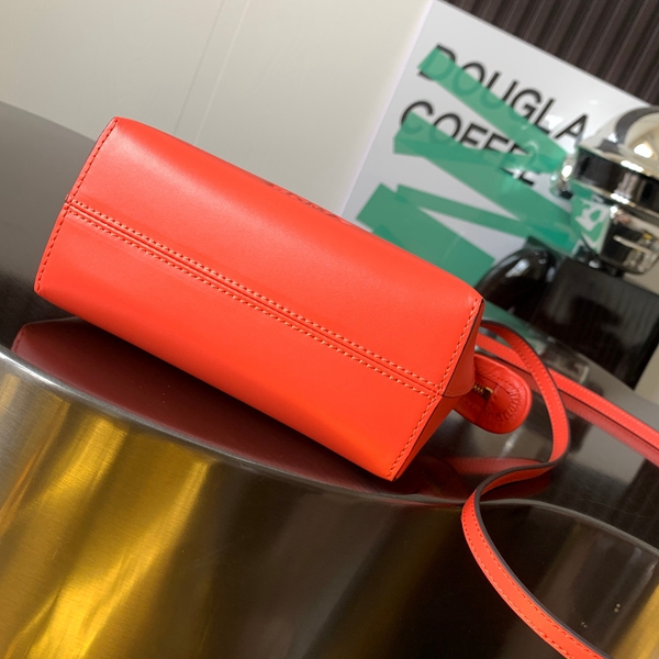 スーパーコピーブランドバッグ内部構造